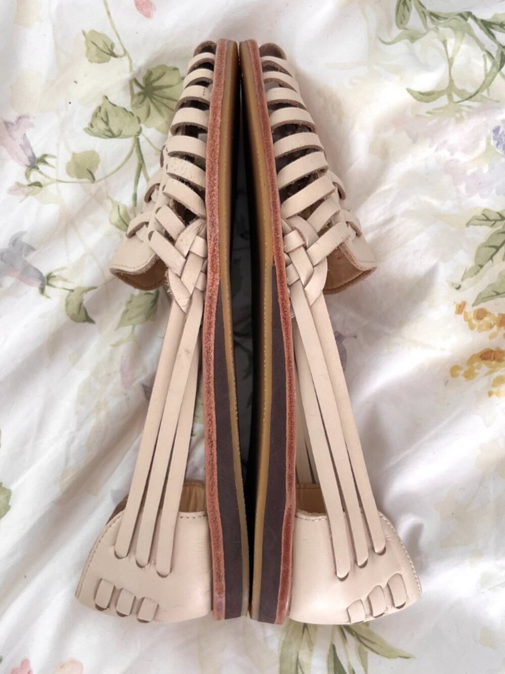 Nisolo Huarache Leather Sandal - Picture 6 of 10